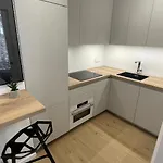 דירה 4 Bed 2 ורשה