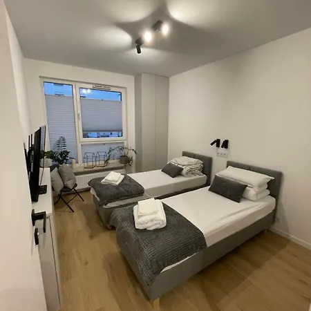 Apartman 4 Bed 2 Varsó