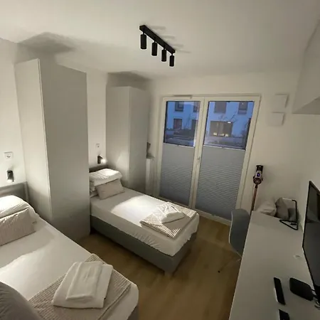 Apartment 4 Bed 2