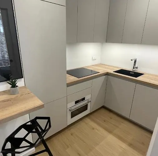 Apartman 4 Bed 2 Varsó