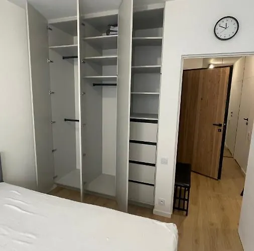 Apartament 4 Bed 2 Warszawa