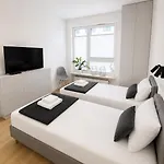 아파트 4 Bed 2