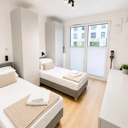 아파트 4 Bed 2 바르샤바